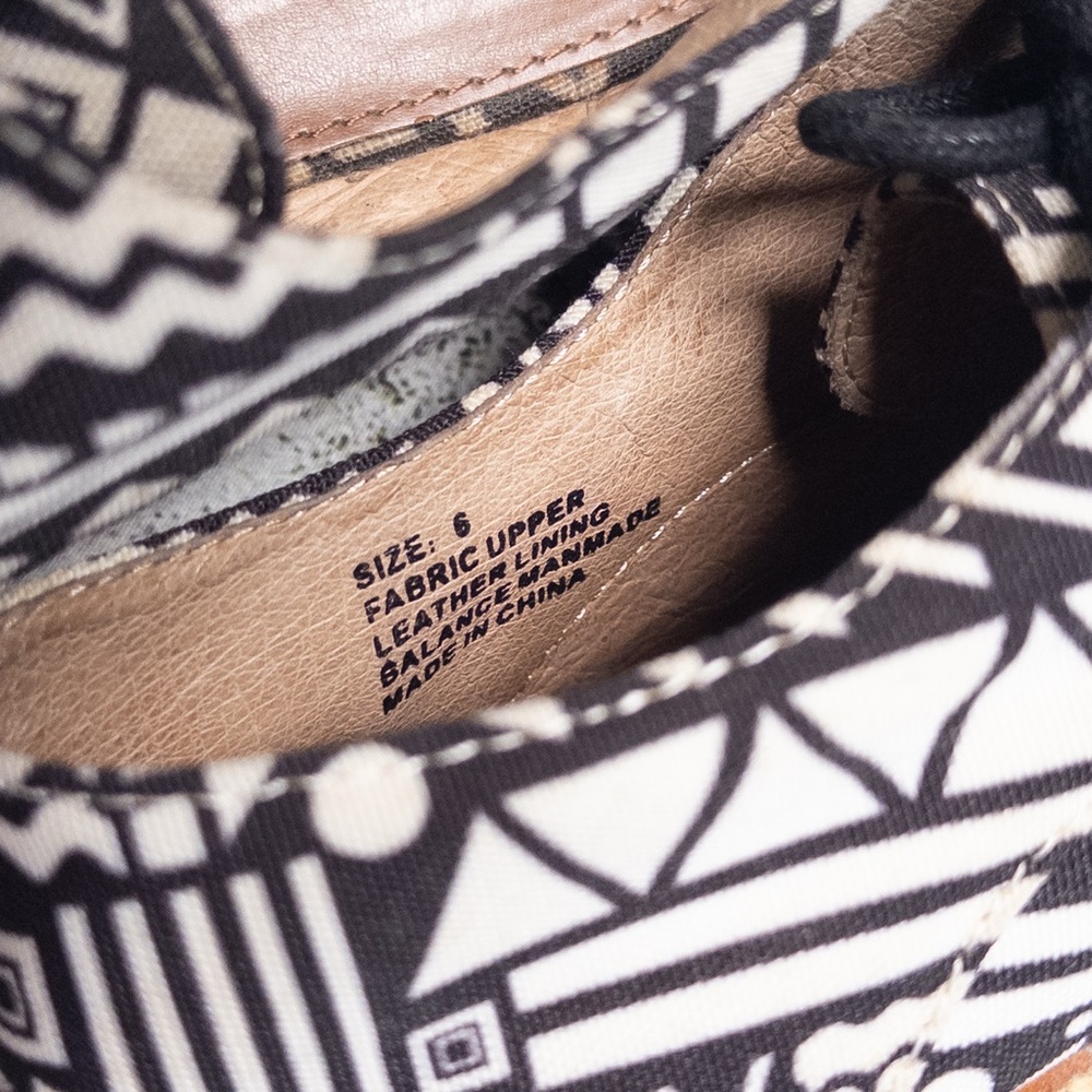 Matiko Black and White Geometric Tribal Print Espadrille Oxford Shoes Size 6 - Picture 4 of 10